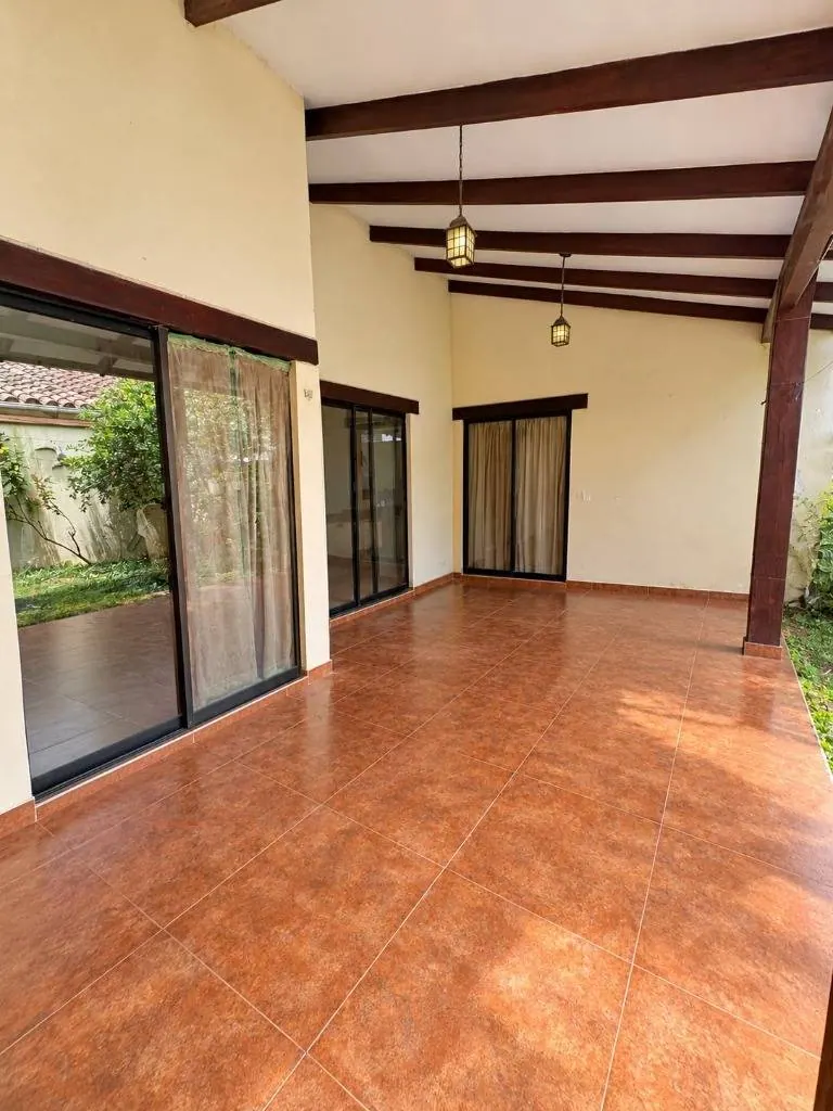 3-bedroom house for anticrético on Av. Banzer, North Zone: foto 16 de 30