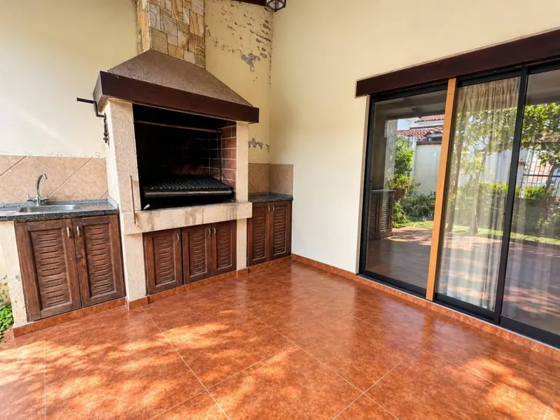 3-bedroom house for anticrético on Av. Banzer, North Zone: foto 17 de 30