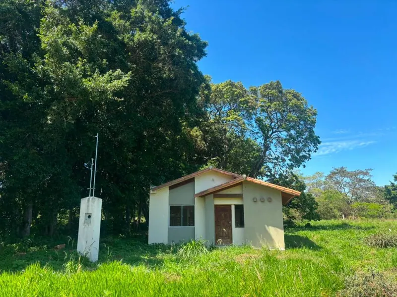 285.60 m² lot for sale in the San Luis development, Cotoca: foto 4 de 7