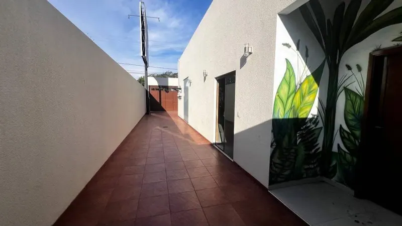 Commercial-use house for sale on Avenida G77, North Zone: foto 8 de 14