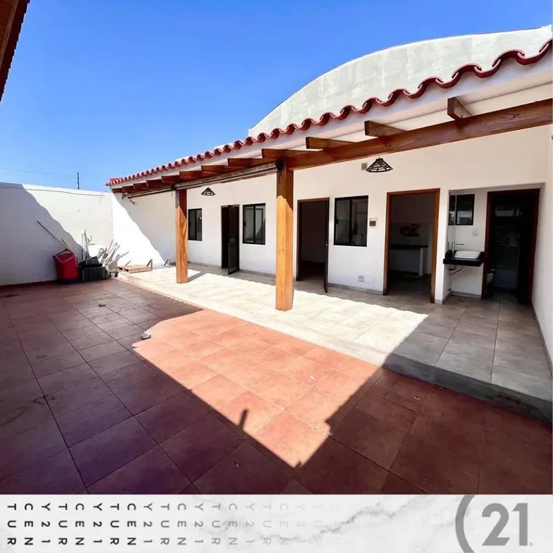 Commercial-use house for sale on Avenida G77, North Zone: foto 9 de 14