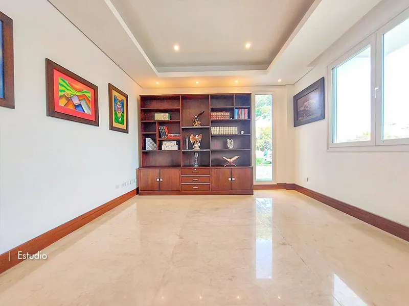 Casa amoblada con piscina en venta en Colinas del Urubó, Sector 2: foto 12 de 17