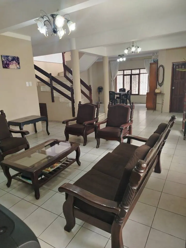 5-bedroom house for sale in Hamacas neighborhood, North Zone: foto 9 de 21