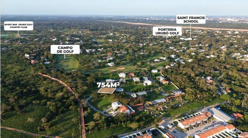 Terreno de 754 m² en venta en el condominio Urubó Golf: foto 3 de 3