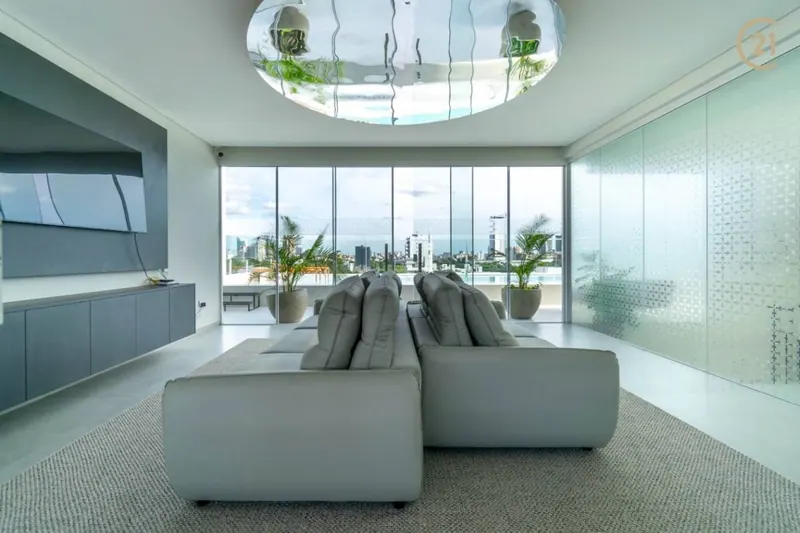 Departamento de 2 dormitorios en venta en el edificio T25, Equipetrol: foto 7 de 8