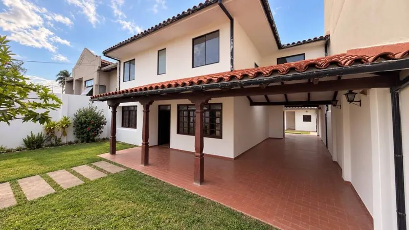 3-bedroom house for sale in the North Zone, 3rd ring Alemana: foto 2 de 14