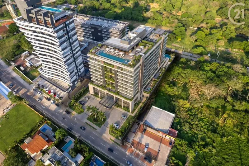 Terreno de 7.931 m² en venta en el Urubó, con doble frente
