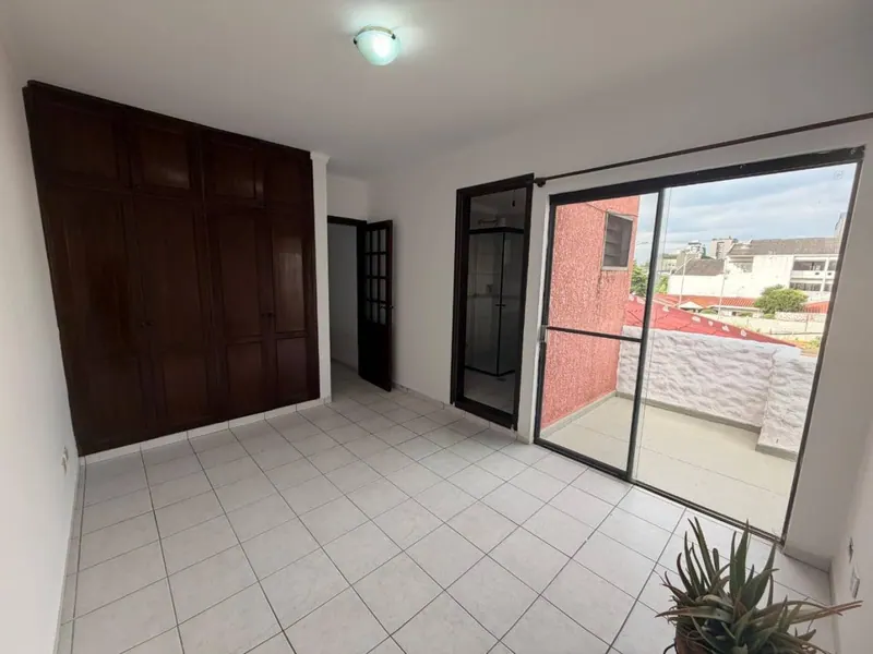 135 m² duplex apartment for sale in Equipetrol, Sirari: foto 7 de 11