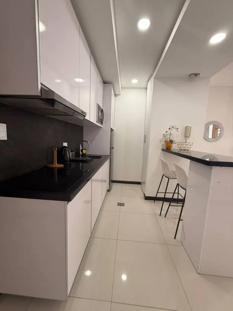 Furnished studio for rent in the Élite Sirari building: foto 3 de 9