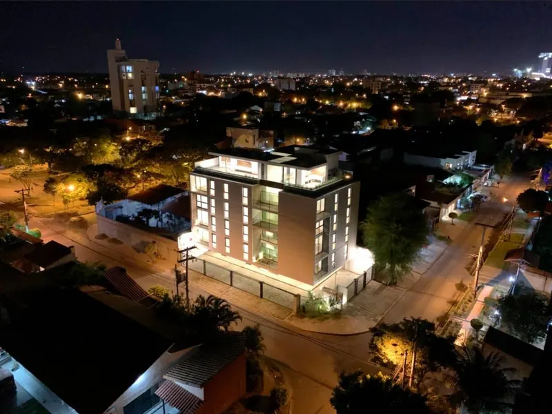 Monoambiente con patio privado en venta en Equipetrol, 61 m²: foto 2 de 6