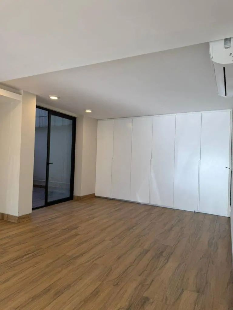 Monoambiente con patio privado en venta en Equipetrol, 61 m²: foto 4 de 6