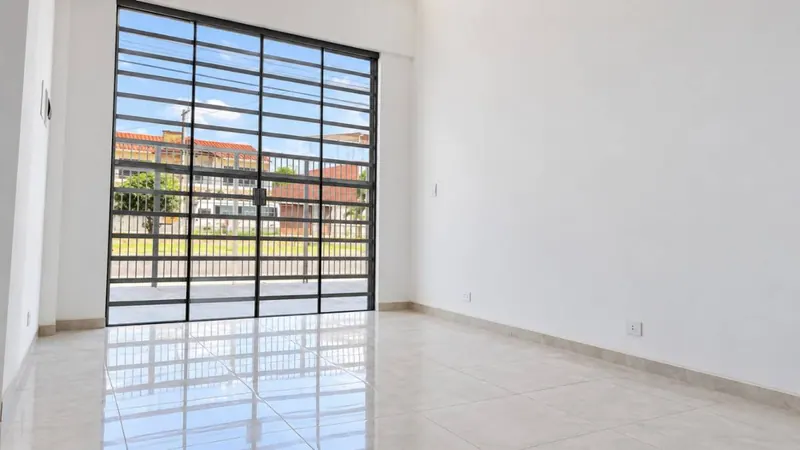 33.47 m² commercial space for rent on Av. Virgen de Cotoca: foto 3 de 6