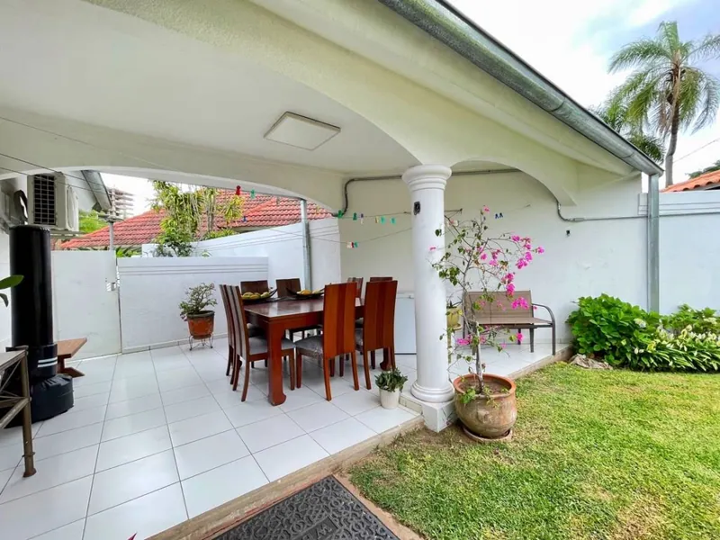 One-story house for sale in the Portofino gated community, West Zone: foto 9 de 9