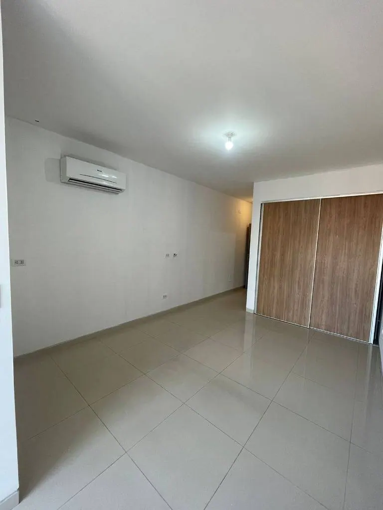 Studio apartment of 32.9 m² for sale in the Aguazú gated community: foto 2 de 15