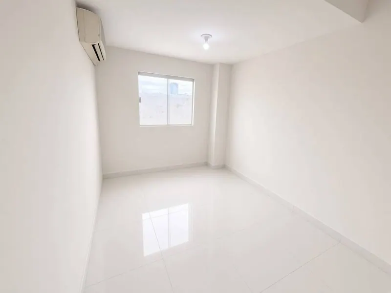 Casa de 750 m² en alquiler sobre el canal Pedro Vélez, Zona Norte: foto 13 de 22