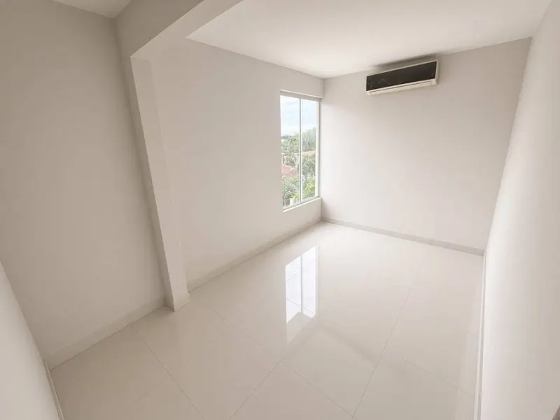Casa de 750 m² en alquiler sobre el canal Pedro Vélez, Zona Norte: foto 18 de 22