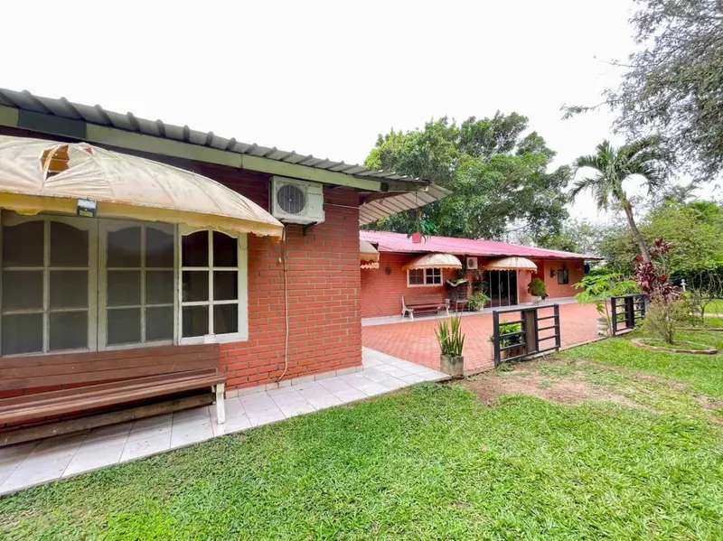 Casa quinta de 4 dormitorios en venta en Warnes, Comunidad Motacú: foto 5 de 20