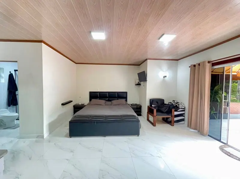 Casa quinta de 4 dormitorios en venta en Warnes, Comunidad Motacú: foto 10 de 20