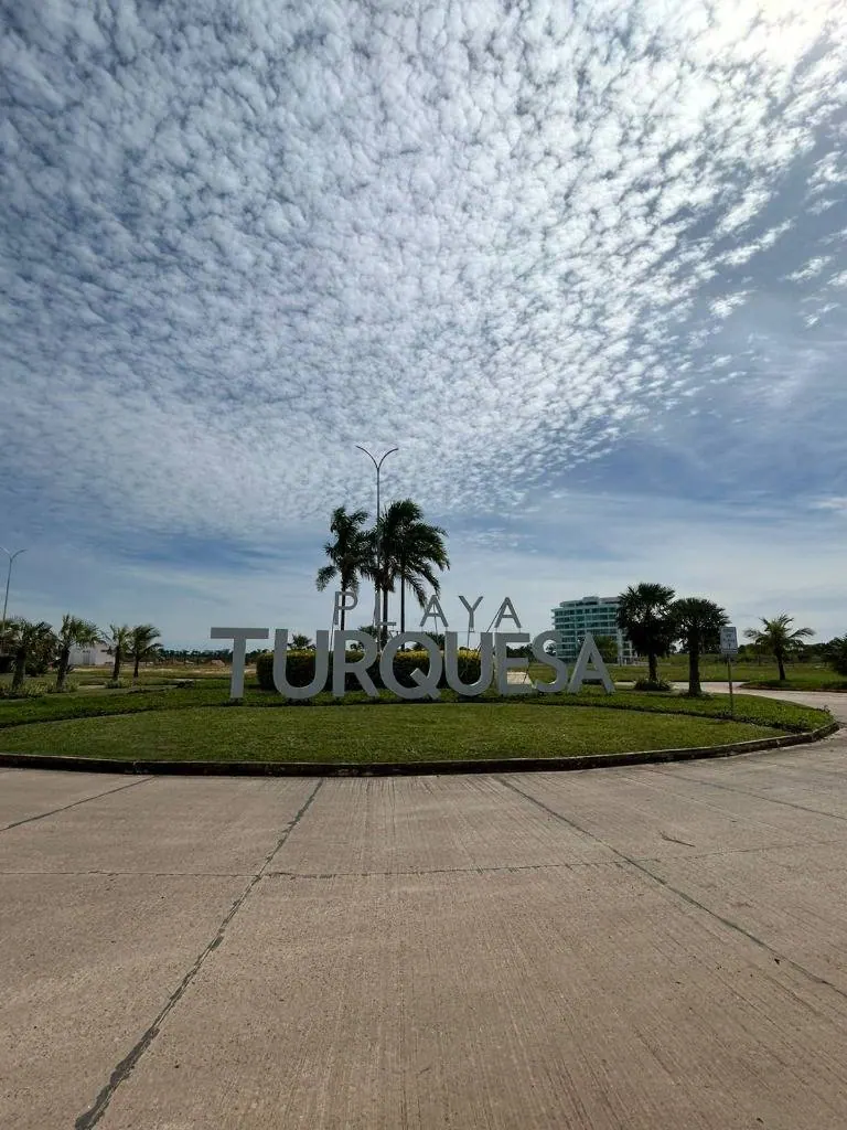 Departamento de 52 m² en venta en Playa Turquesa, Urubó: foto 2 de 9