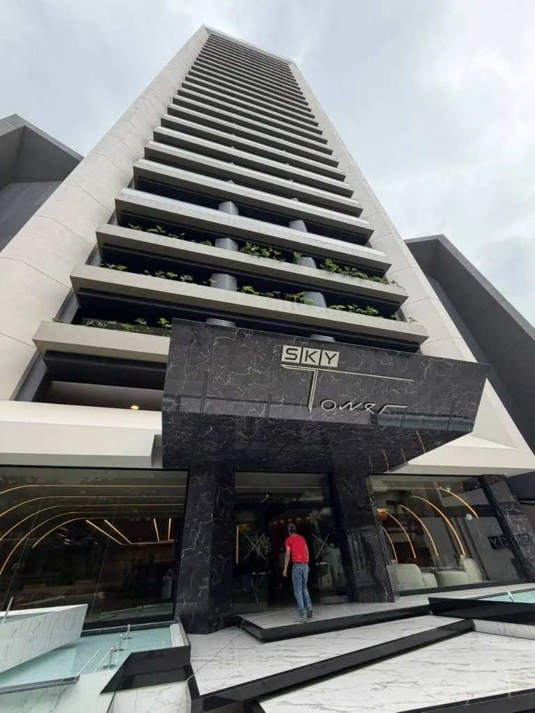 Monoambiente de 36 m² en venta en Sky Tower, Equipetrol: foto 7 de 10