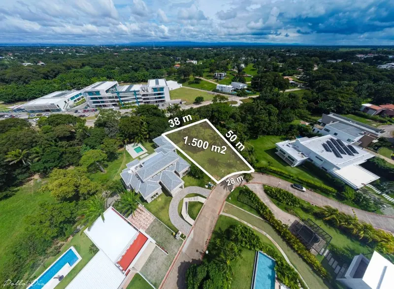 1,500 m² lot for sale in Colinas del Urubó 2, San Javierito: foto 2 de 6