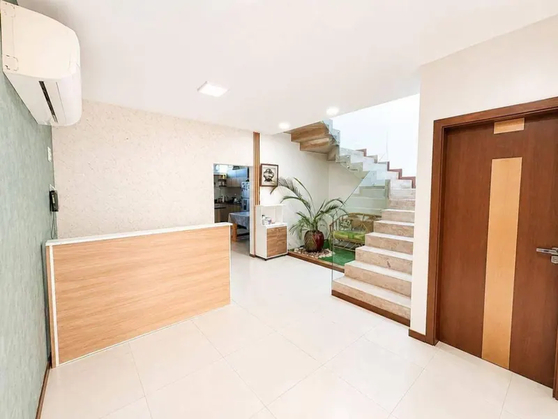 Casa de dos plantas con 3 dormitorios en suite en venta, Zona Norte: foto 5 de 6