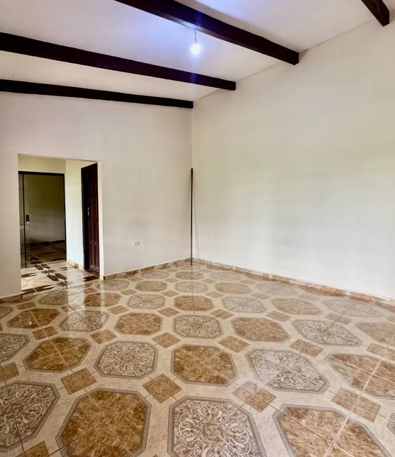 Corner house for sale in Warnes, Valle Sánchez development, 448 m²: foto 9 de 11