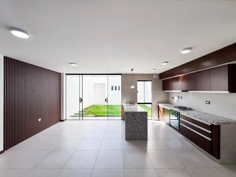 Casa a estrenar de 3 dormitorios en venta en la Zona Oeste: foto 3 de 7