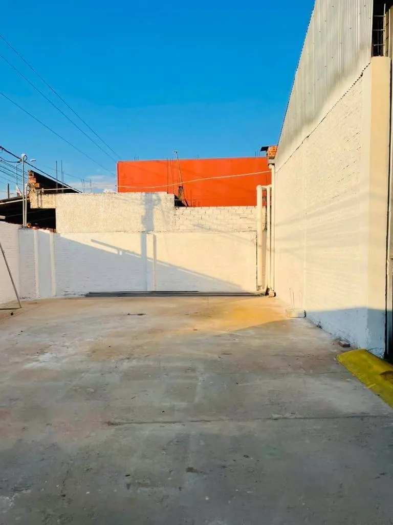 800 m² warehouse for rent in Cotoca, on a main avenue: foto 6 de 14