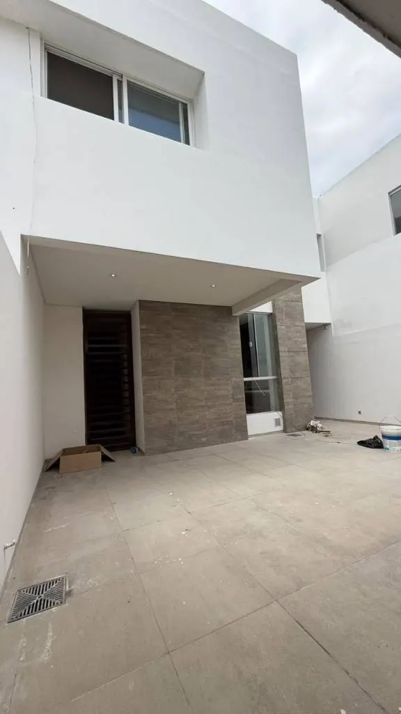 4-bedroom house for rent in the North Zone, Radial 27: foto 3 de 13