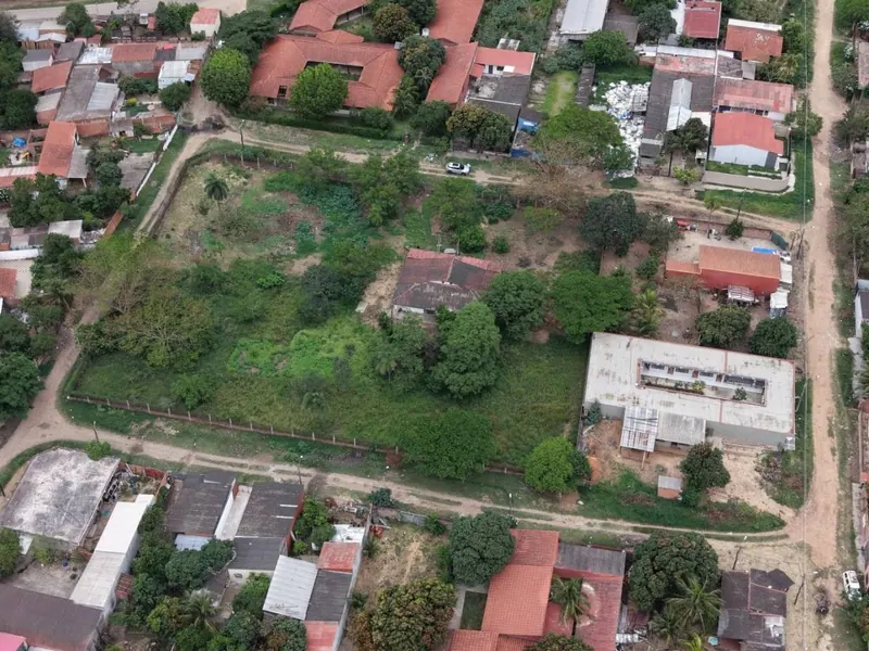 Terreno de 4.620 m² en venta en el Plan 3000, av. Mariscal Santa Cruz: foto 1 de 4