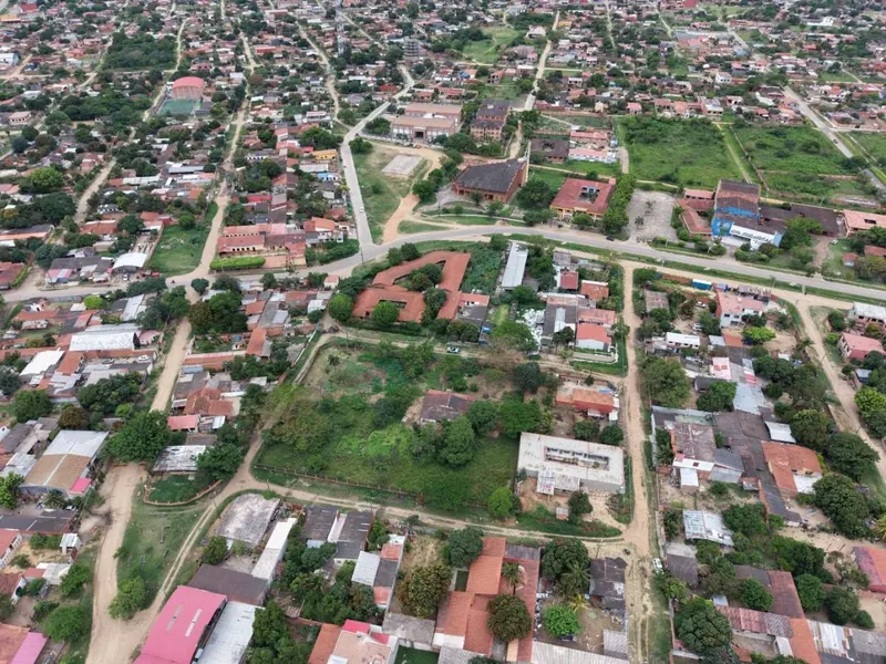 Terreno de 4.620 m² en venta en el Plan 3000, av. Mariscal Santa Cruz: foto 4 de 4