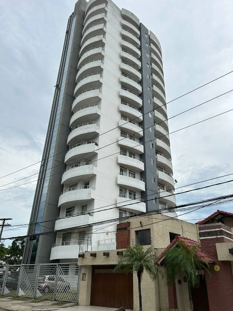 Departamento de 3 dormitorios en suite en venta en el edificio Murano