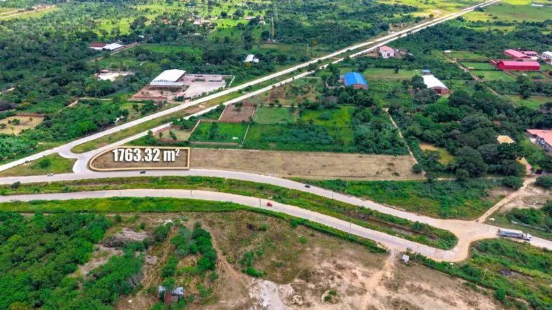 Terreno de 6.520,72 m² en venta sobre la carretera G77, Zona Norte: foto 4 de 7