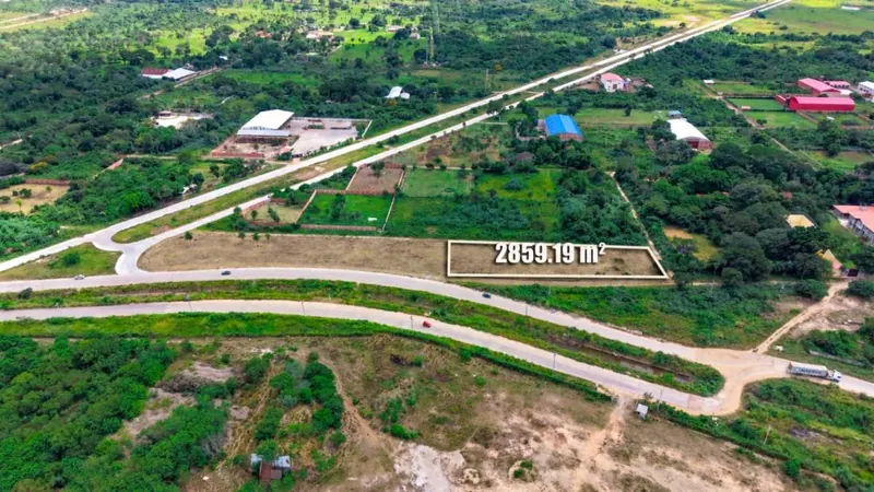 Terreno de 6.520,72 m² en venta sobre la carretera G77, Zona Norte: foto 5 de 7