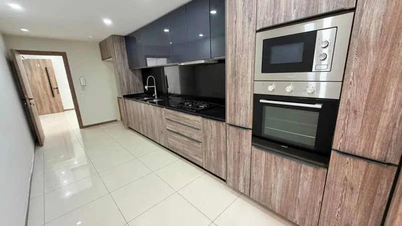 Departamento de 2 dormitorios en venta en Sky Phoenix, Equipetrol: foto 2 de 11