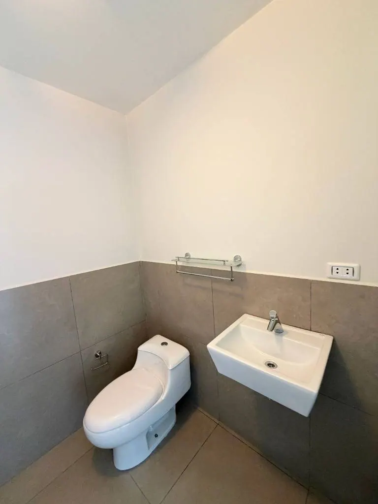Oficina de 83,38 m² en venta en la Zona Norte: foto 9 de 12