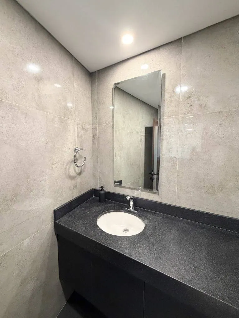 163 m² office for sale in Green Tower, Equipetrol: foto 12 de 12