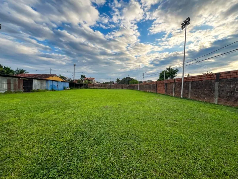 Terreno de 900 m² en venta en la Zona Norte, 8vo anillo Banzer