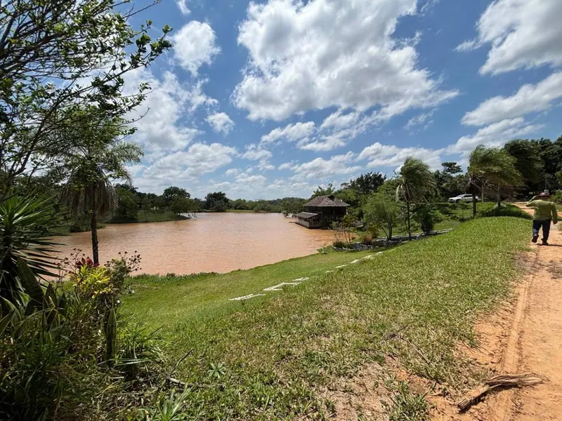 Terreno de 325 m² en venta en Los Lagos del Urubó: foto 18 de 19