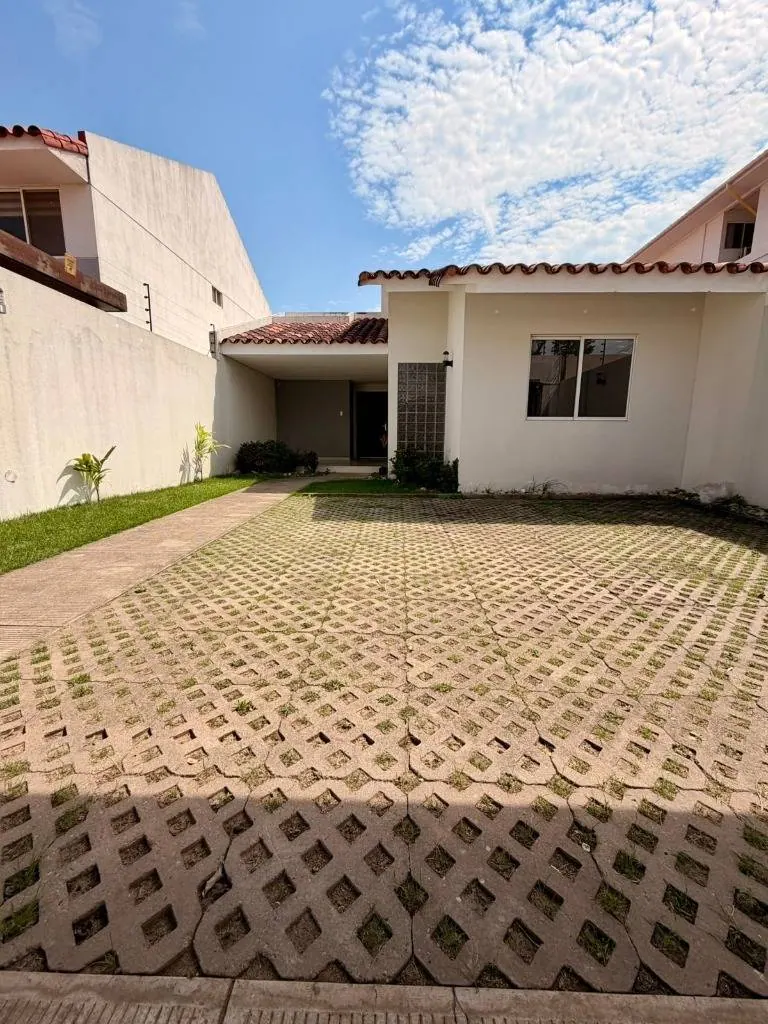 3-bedroom house for rent on Av. Piraí, West Zone: foto 12 de 14
