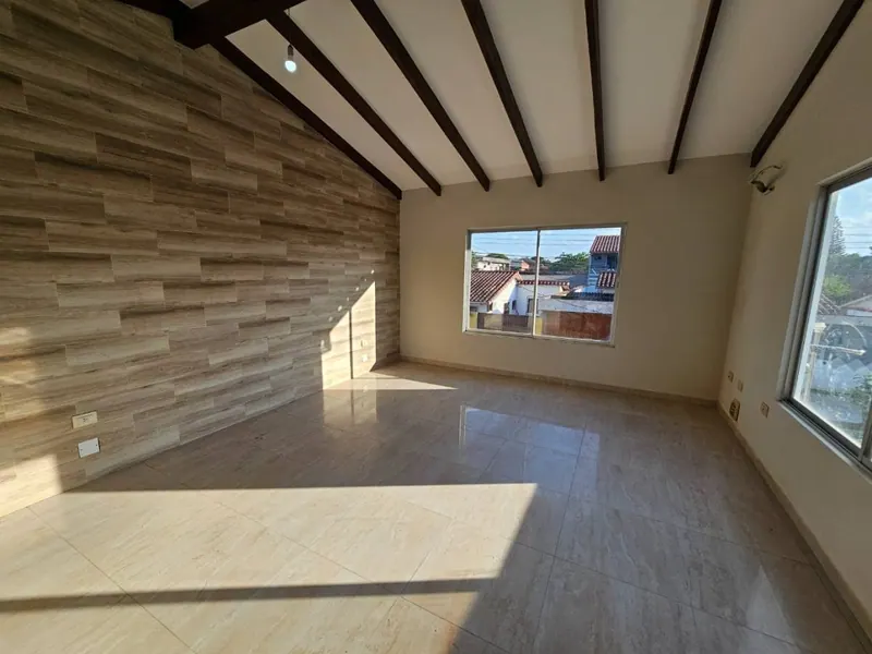 Casa con departamento independiente en venta en urbanización Patujú: foto 26 de 27