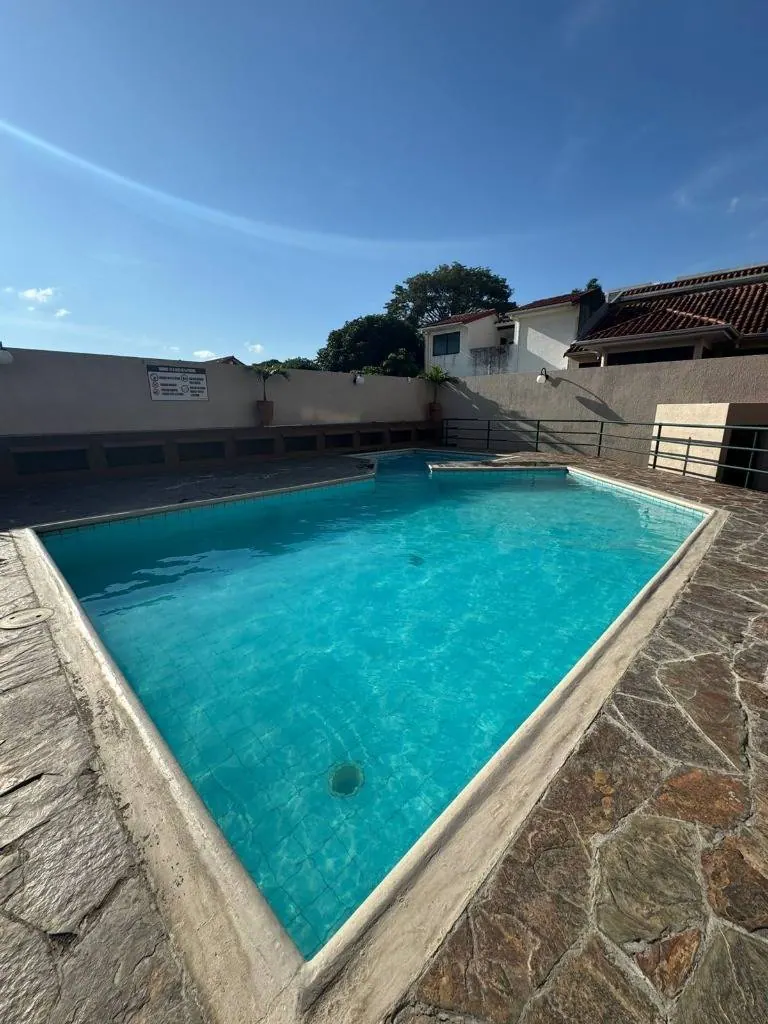 2-bedroom apartment for sale in the Velarde gated community: foto 9 de 10