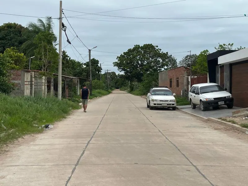 Terreno de 180 m² en venta en Valle Sánchez, Warnes: foto 4 de 7