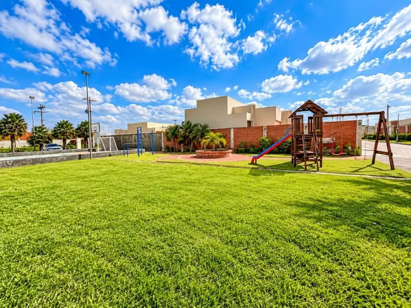 Terreno de 202,02 m² en venta en el condominio Joyas del Este: foto 2 de 4