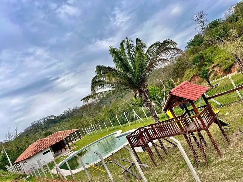 Terreno de 300 m² en venta en la urbanización Tierra Santa, Warnes: foto 3 de 4